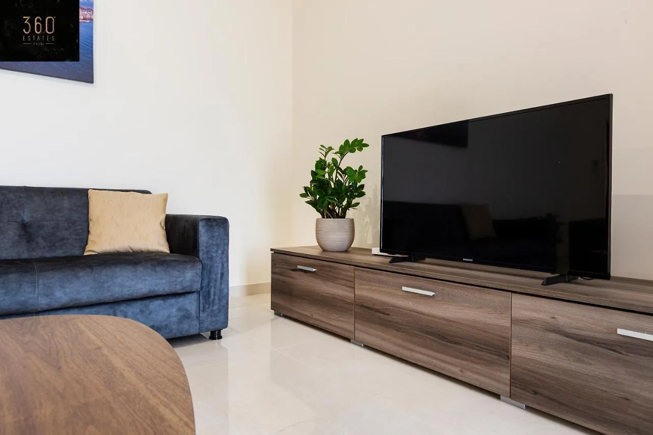 Serene 2Br Apartment With Picturesque Views By 360 Estates Marsaxlokk