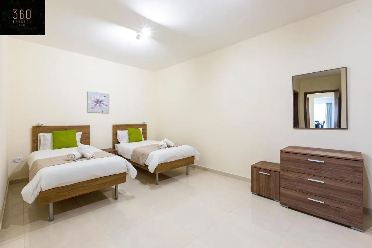 Serene 2Br Apartment With Picturesque Views By 360 Estates Marsaxlokk